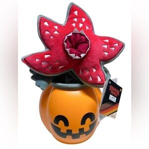 Stranger Things Animated Pumpkin - Halloween Decor